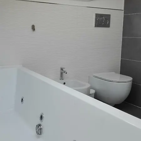 Tivoli Shortlets - Catania 3* 산 그레고리오 디 카타니아