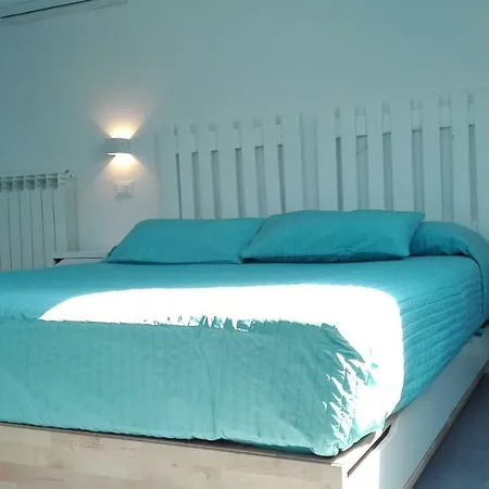 Tivoli Shortlets - Catania 게스트하우스 3*