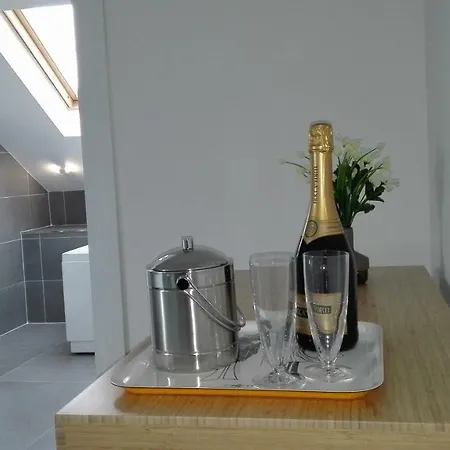 Tivoli Shortlets - Catania 산 그레고리오 디 카타니아